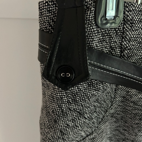 Skirt - Picture 5 of 8